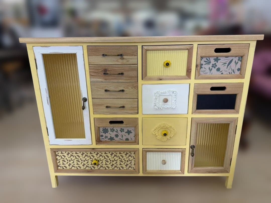 カントリー　キャビネット　リビングボード　レトロ　棚　イエロー　引出　ラック　黄