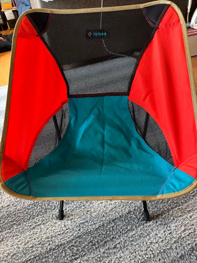 Helinox アウトドアチェア 赤/青　チェアワン