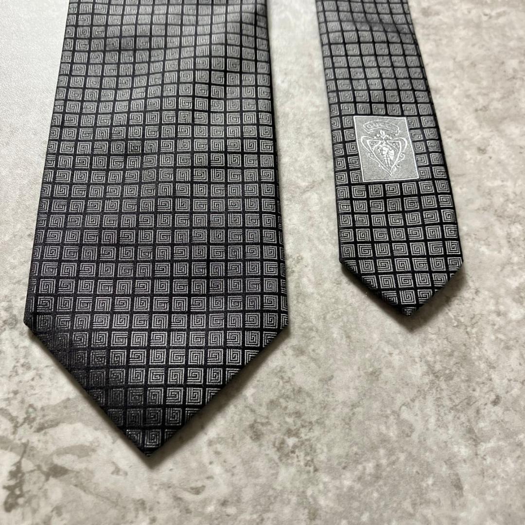 美品 GUCCI グッチ ネクタイ G柄 グレー シルバー ブラック チェック
