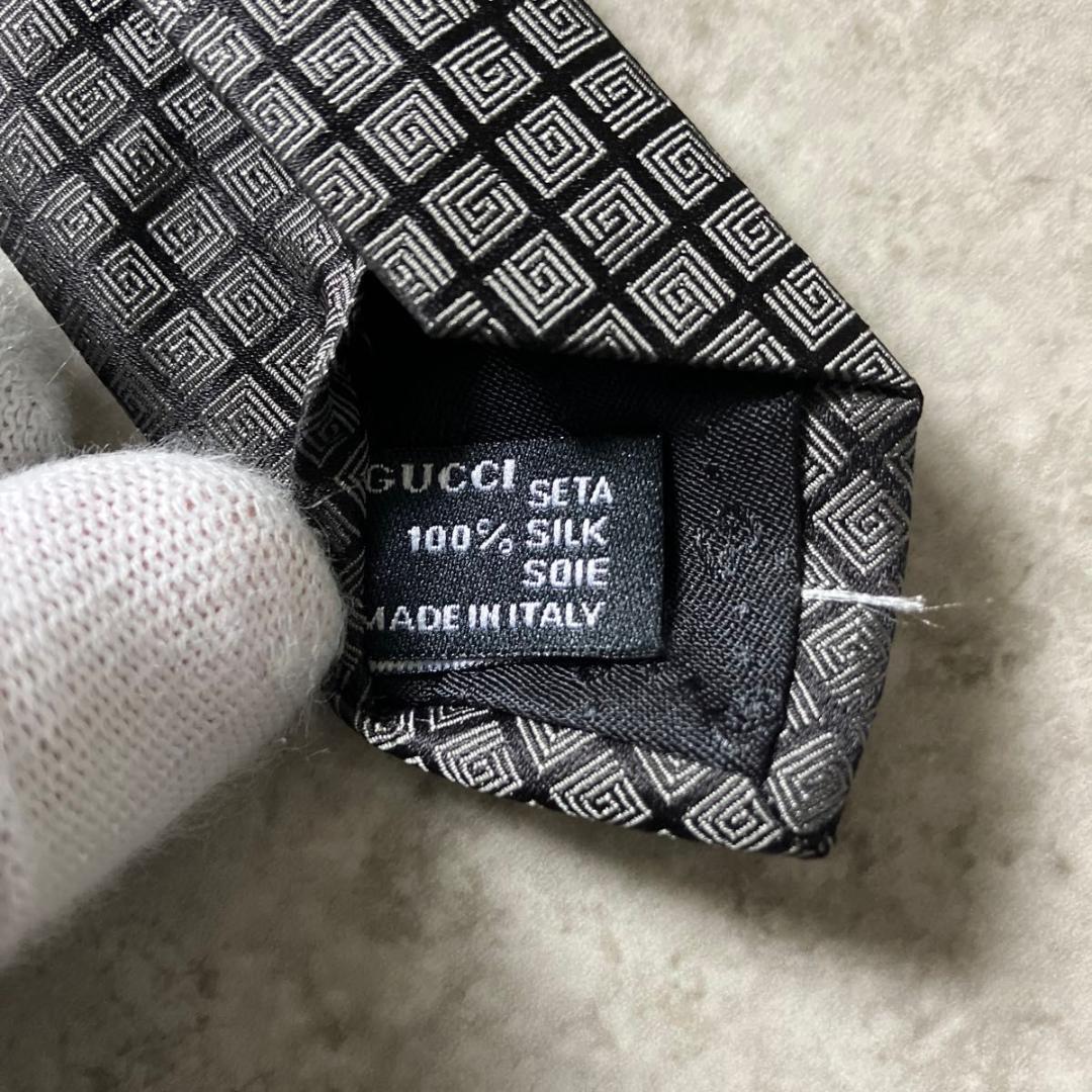 美品 GUCCI グッチ ネクタイ G柄 グレー シルバー ブラック チェック
