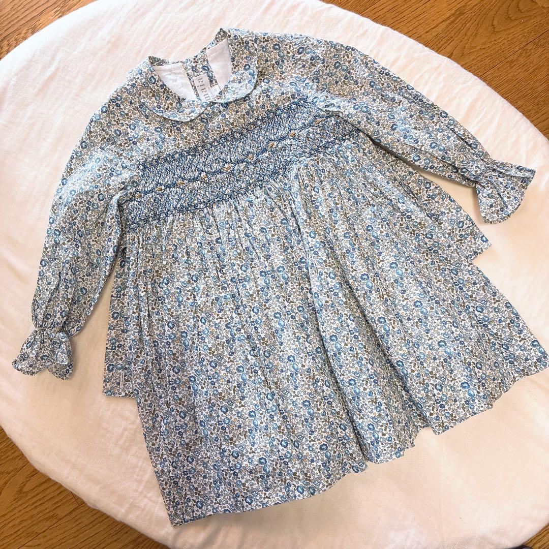 アマイアキッズ　花柄長袖ワンピース（青系）