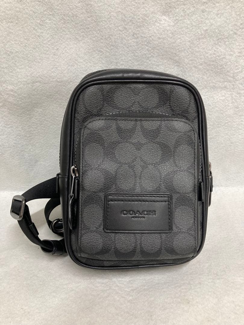✨良品✨COACH モノグラム ブラック ボディバッグ※訳あり★