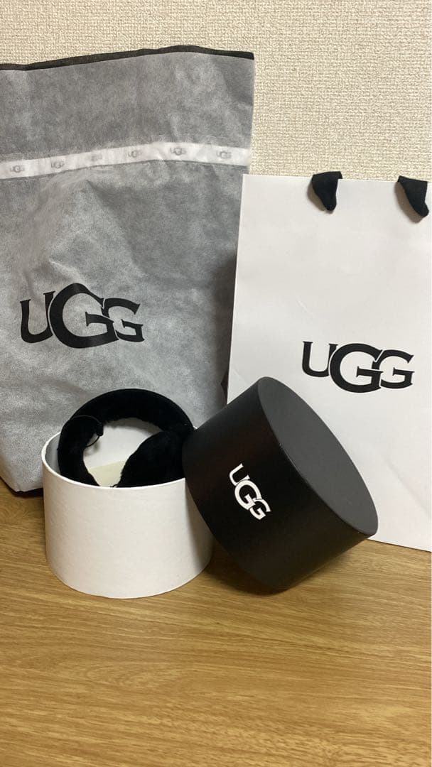 UGG ブラック イヤーマフ