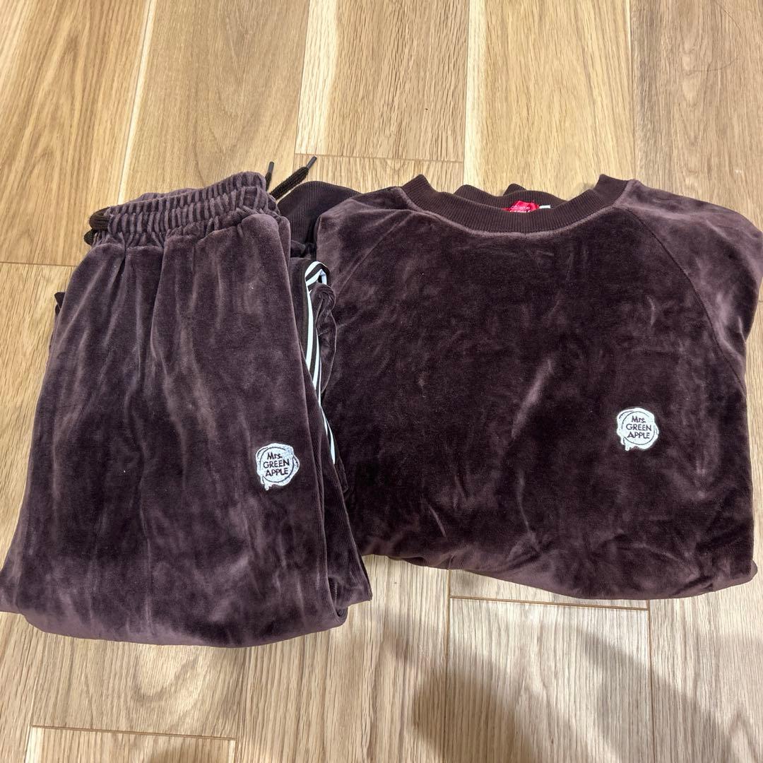 [最終値下げ！]ミセス　ベロアルームウェア　上下セット