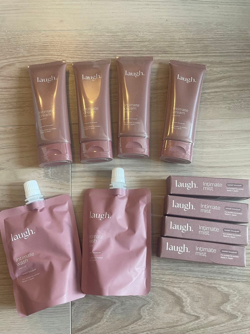 Laugh. ラフドットインティメイトウォッシュ、クリーム、ミスト