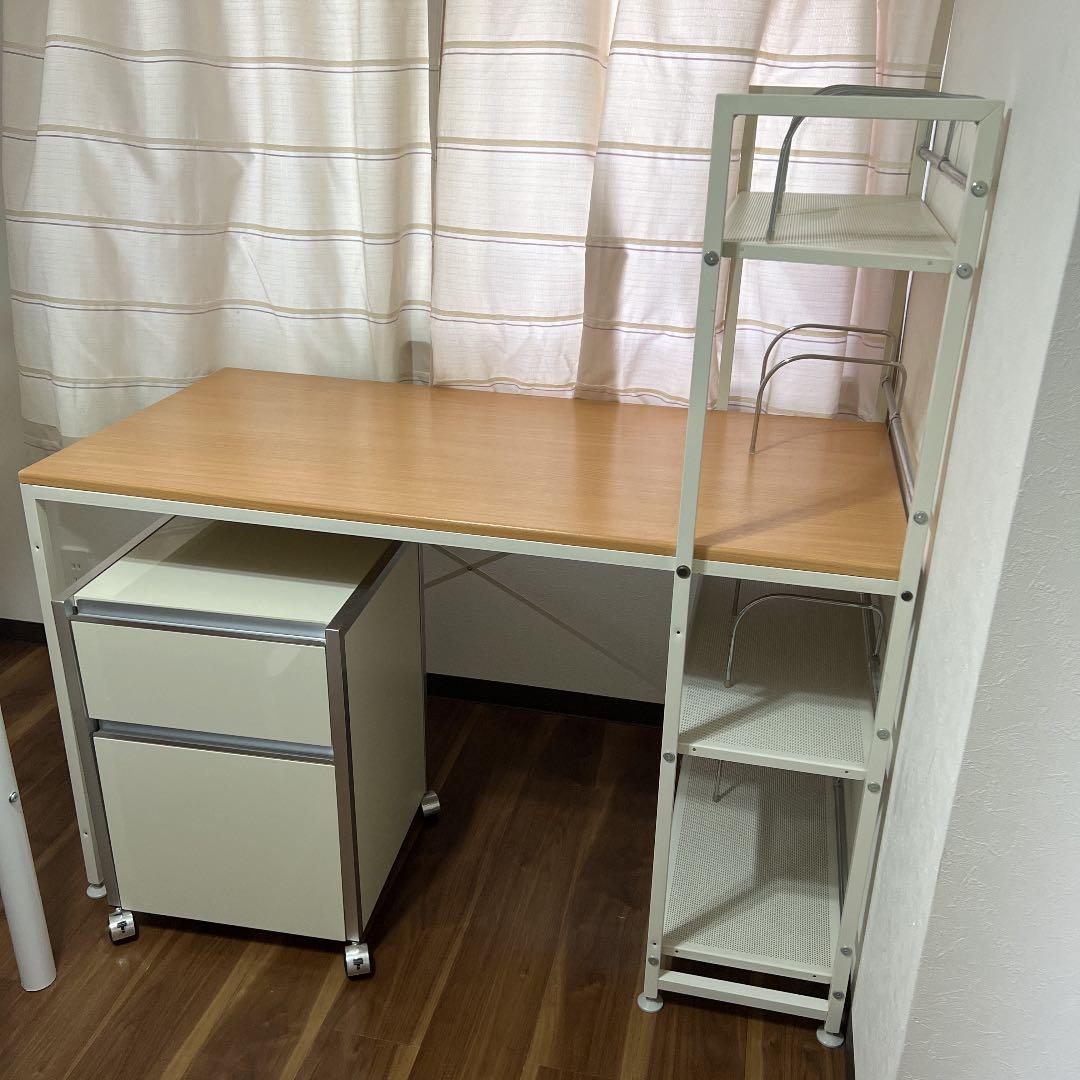 急募!! 直接のお取引のみ メーカー不明 美品 ホワイト 勉強机　引出はおまけ