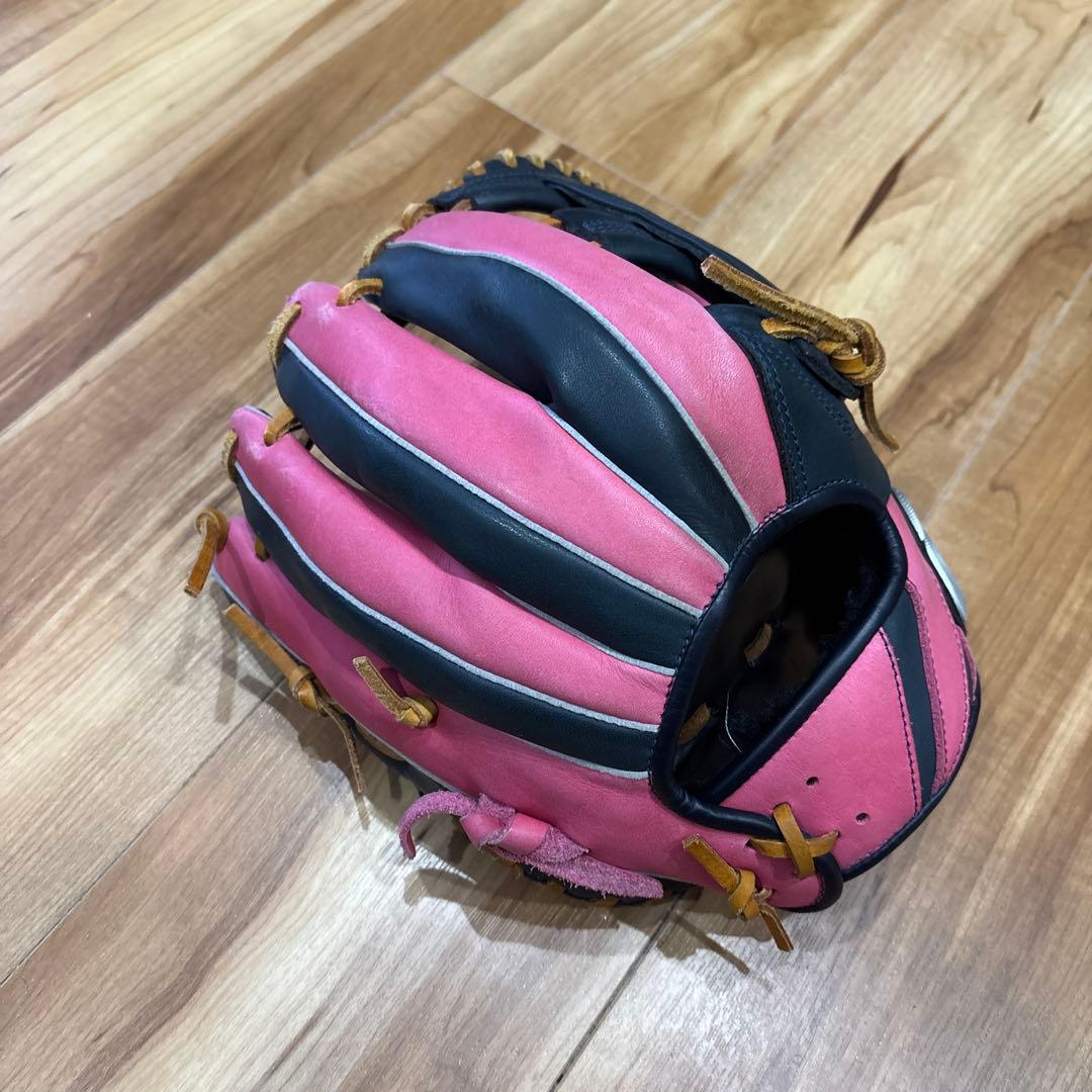 軟式グローブ SIGNITION ピンク/黒　※最終価格