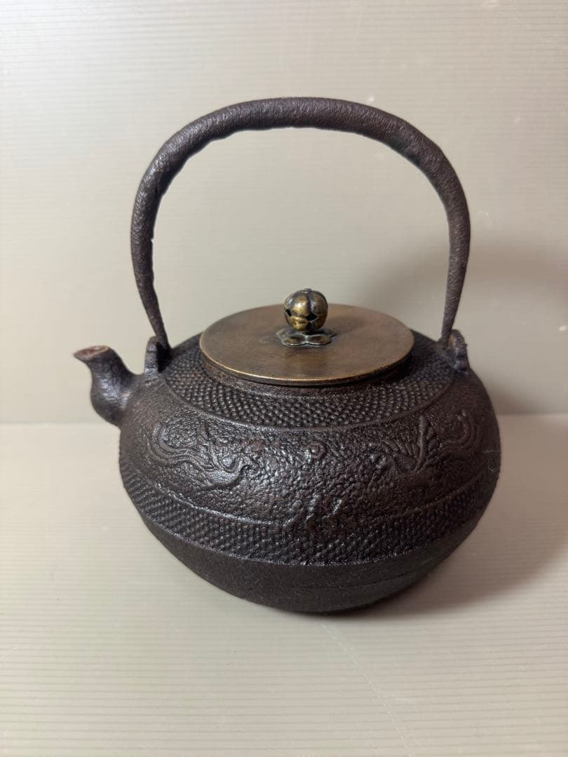 2853 茶道具　龍文堂　鉄瓶