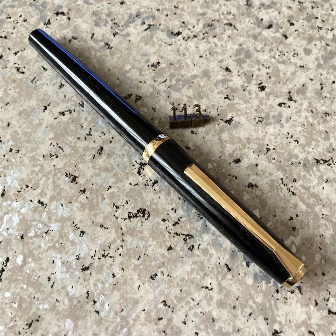 #113 洗浄済み 万年筆 Pelikan Roll Gold 18C 18k