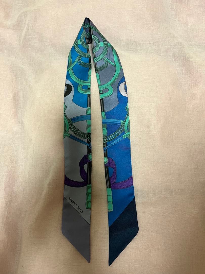 HERMES エルメス　ツイリー スカーフ