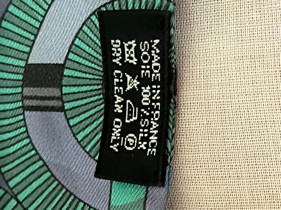 HERMES エルメス　ツイリー スカーフ