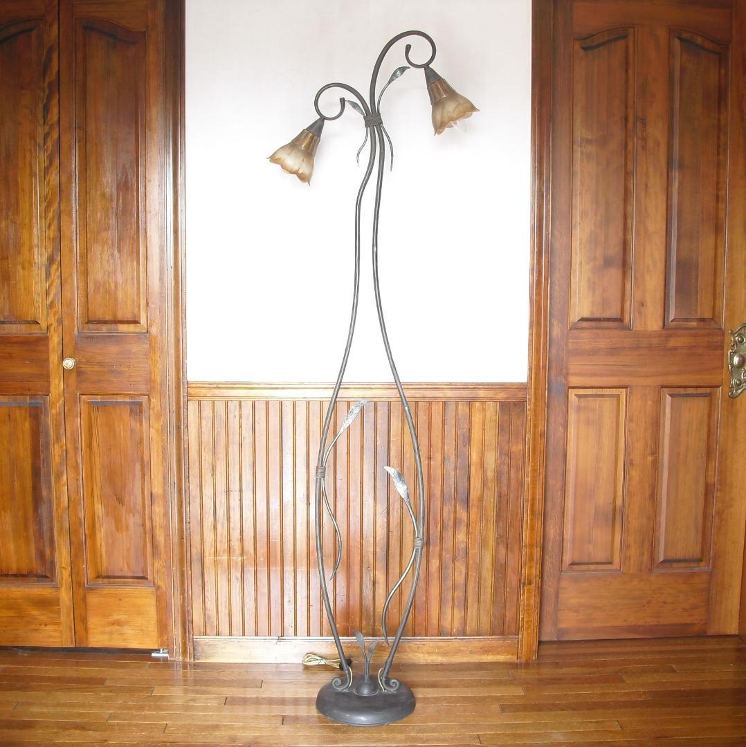 フロアスタンド 2灯式 フラワー型☆クラシカルで重厚なインテリアオブジェ/置物