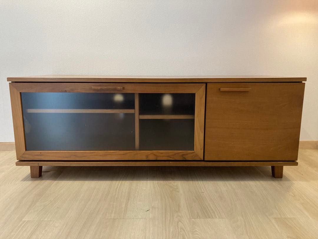 アクタス　FB テレビボード　W135cm 引き取り限定