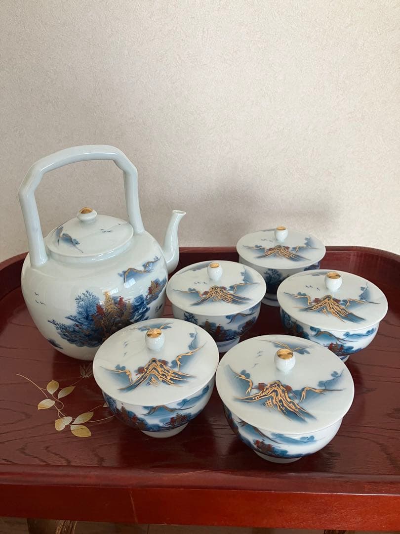 [有田焼]急須と蓋付き湯呑み　萬(山水)