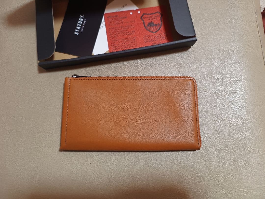 STATUSY il modo Air 長財布 キャメル（左利き用）