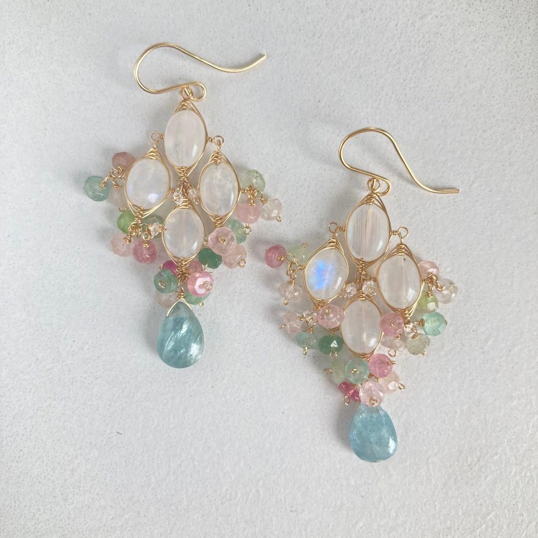 14kgf ムーンストーンとアクアカイヤナイトのピアス