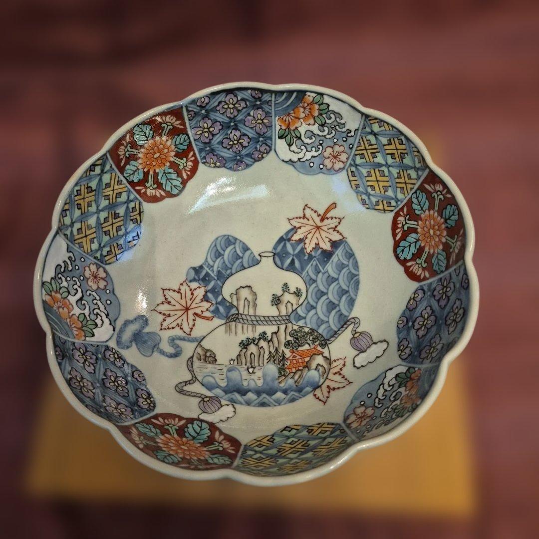 有田焼　佐藤走波　染錦菊花山水鉢23cm