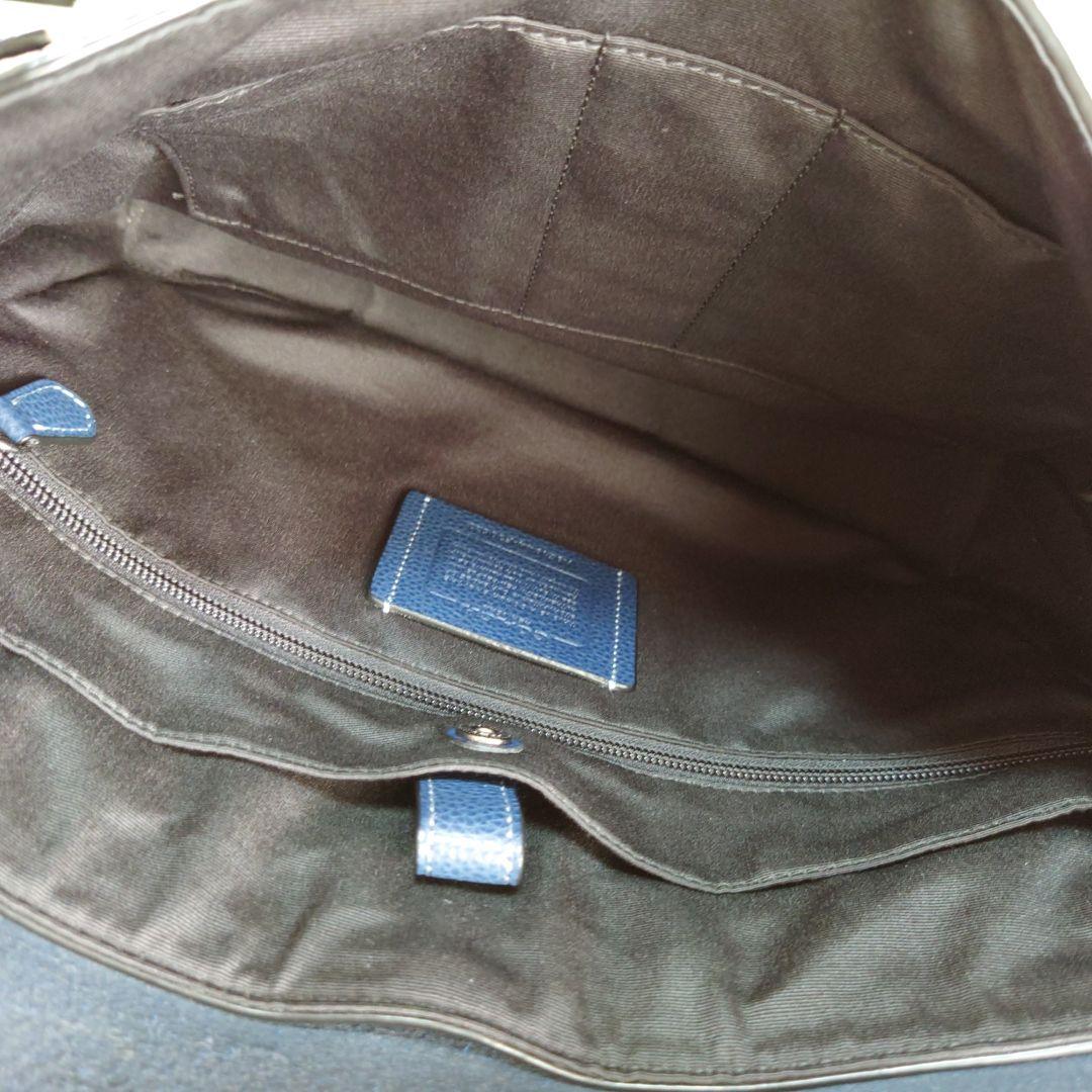 お値下げ致します！COACH　ショルダー　メッセンジャー　斜め掛け　F30623