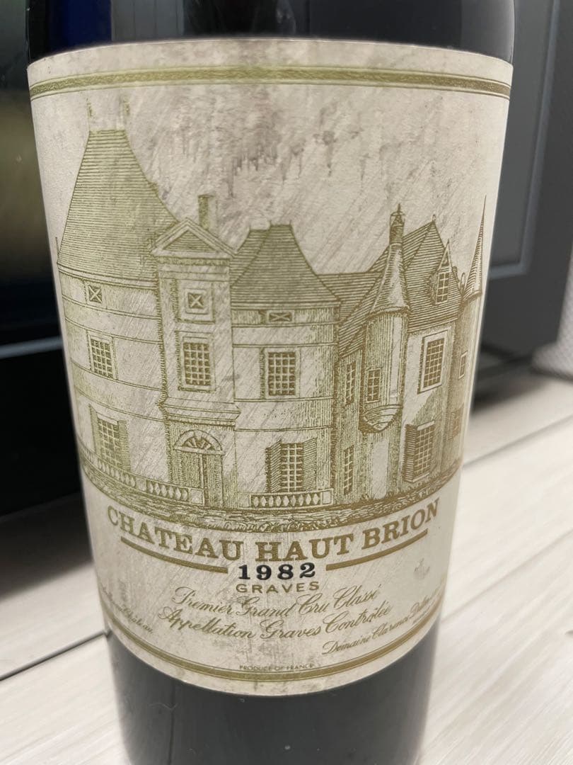 【パーカーポイント 96点】 シャトー・オー・ブリオン 1982 セラー保管
