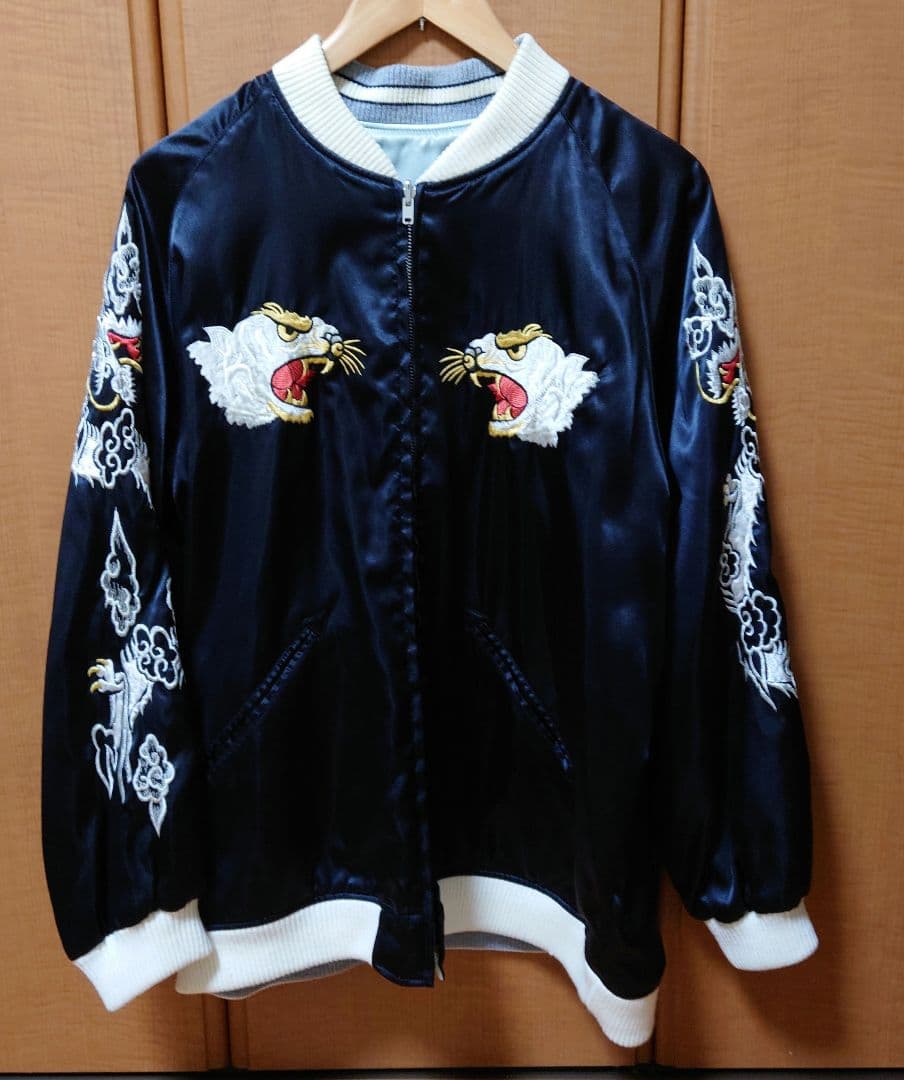 ステューシー　２５th　スカジャン　サイズＭ