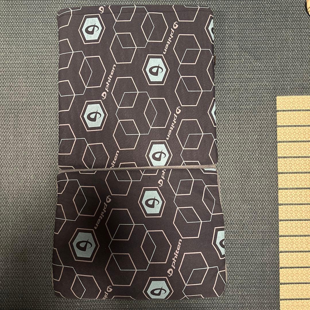 ファイテン　クッション