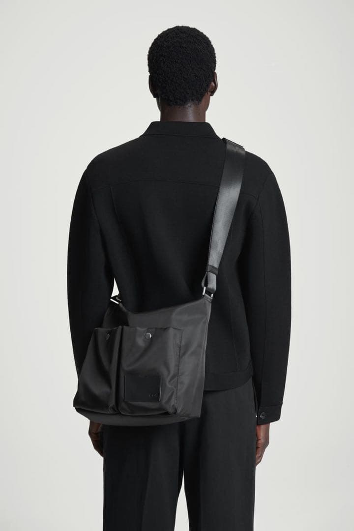 cos ユーティリティメッセンジャー　ナイロン　バッグ