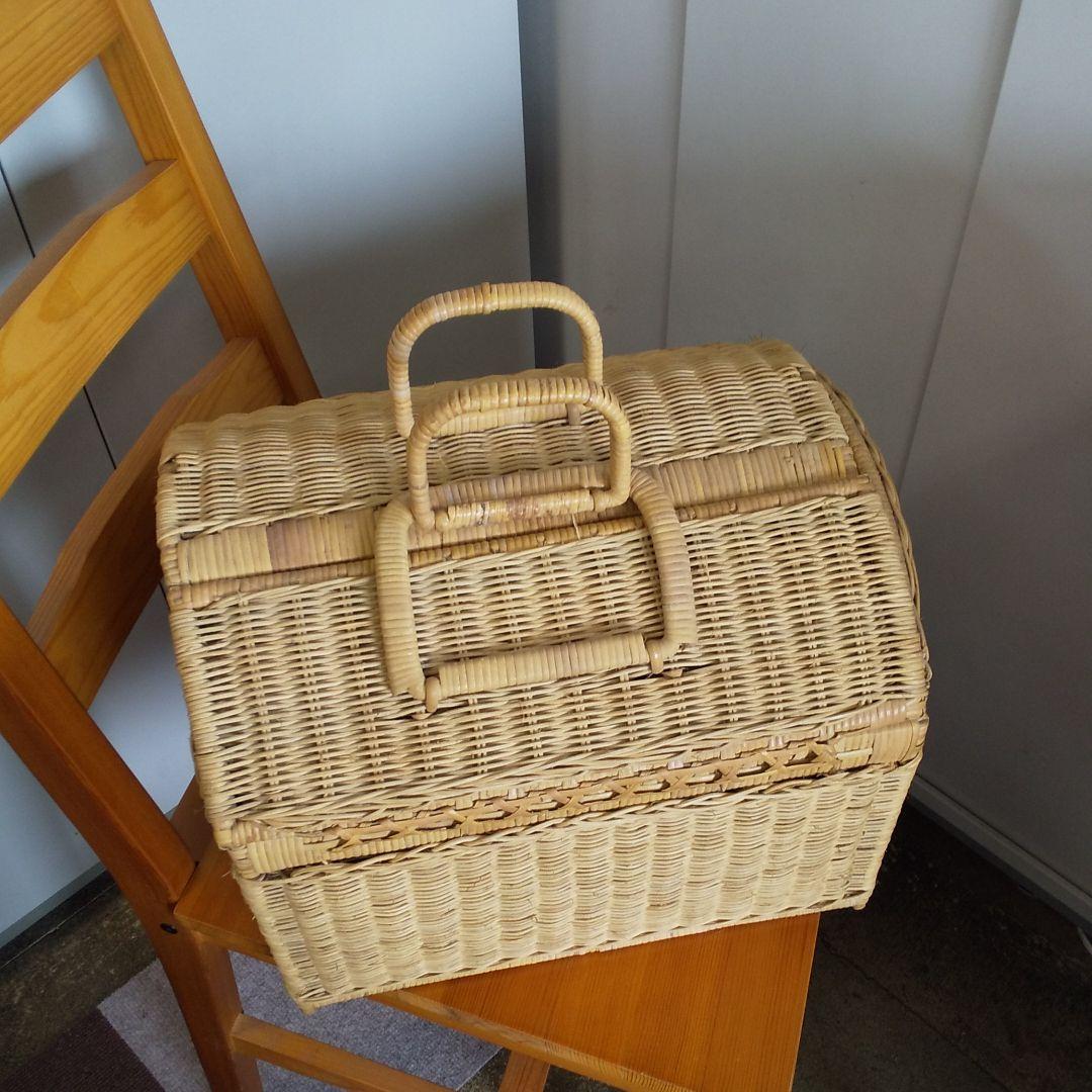 ヴィンテージ かご ピクニックバスケットバック　旅行鞄