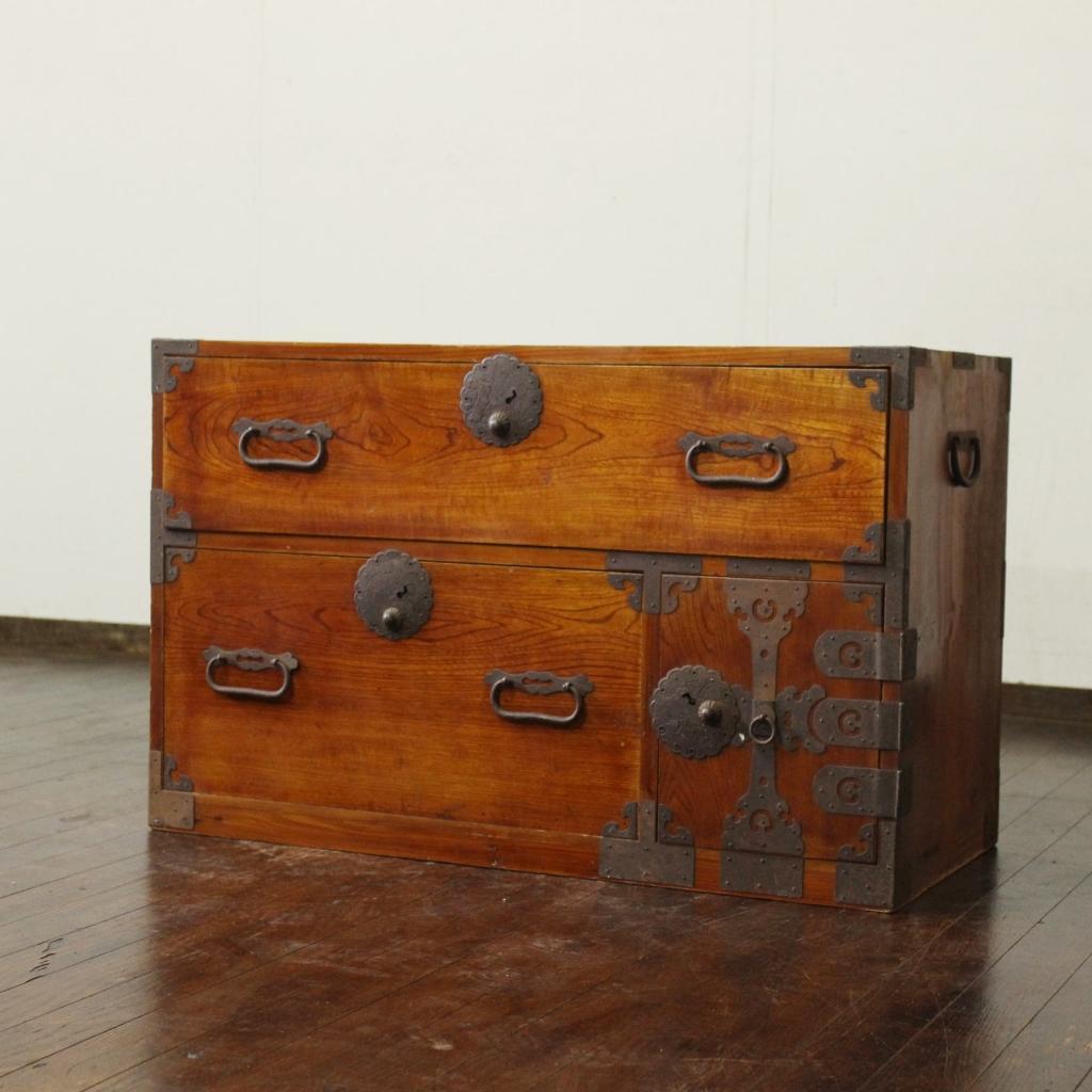 欅材！庄内箪笥・4杯！時代箪笥和家具古道具古家具古民藝和モダンローボード古布