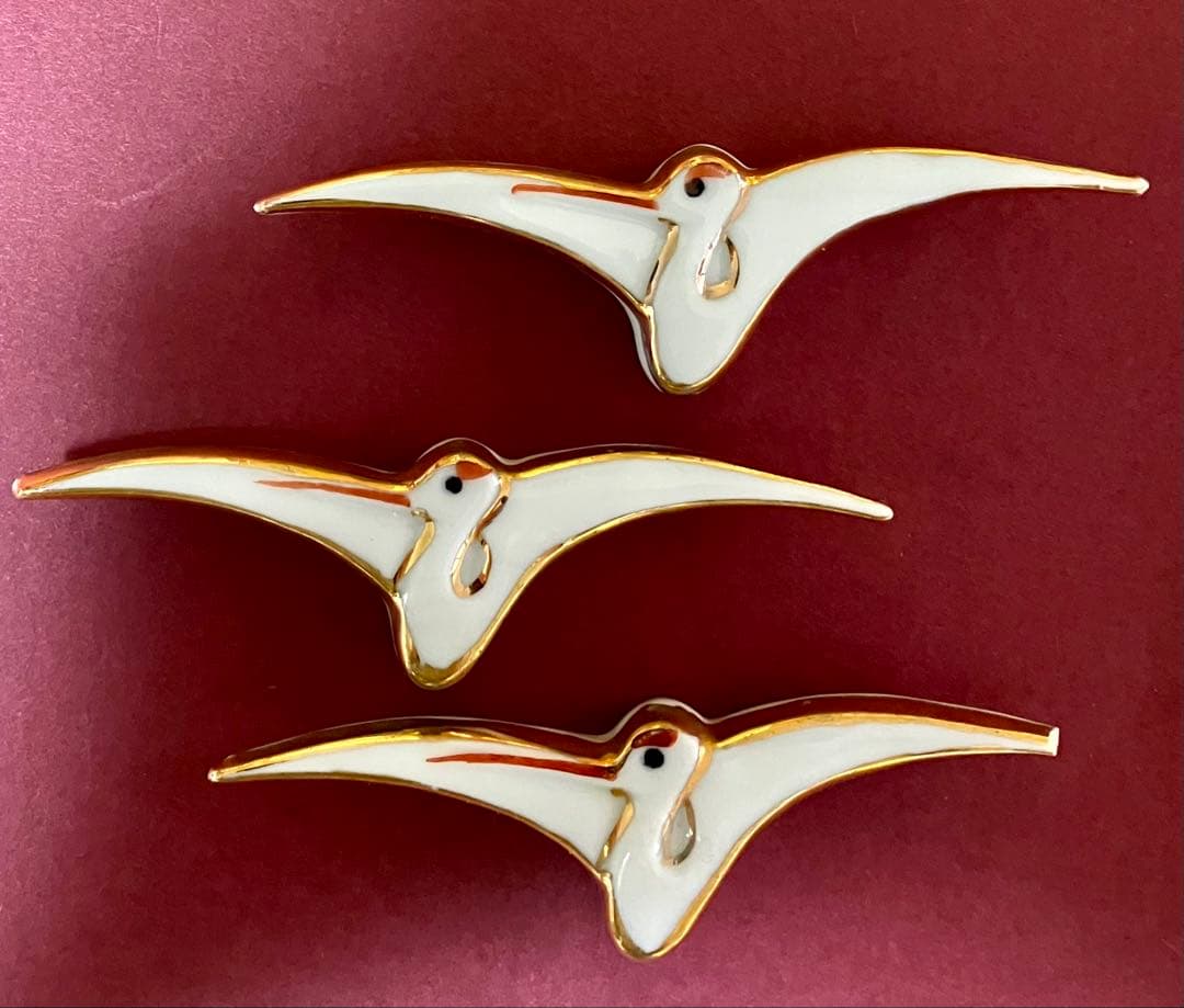 パコ 白い鶴の模様の扇形皿 3枚 鶴皿　鶴型　箸置き各3点セット　お正月