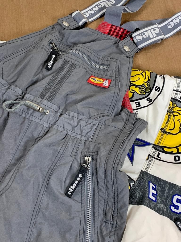ELLESSE ITALY スノーボード&スキーウェア上下セットMサイズ 美品