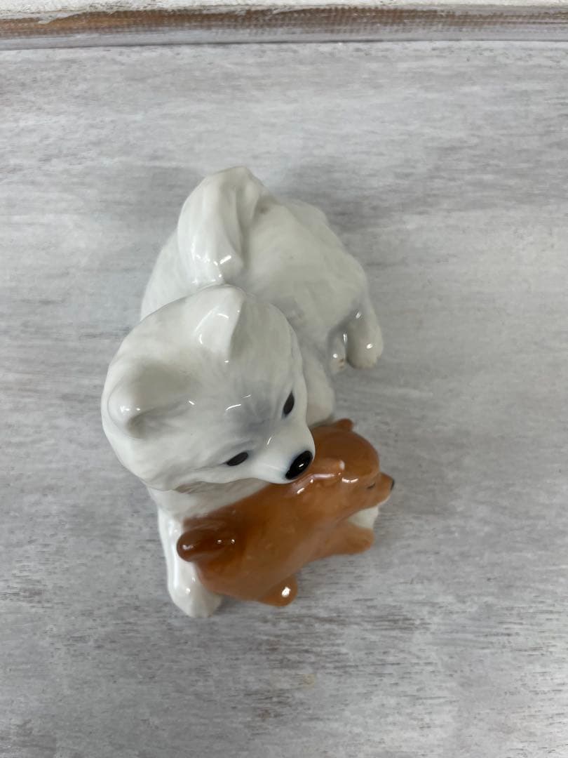 ロイヤルコペンハーゲン　2015イヤーフィギリン 犬と子犬