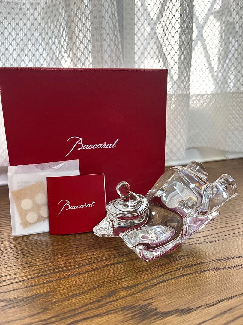 《値下げご相談可》Baccarat フィギュリン　クリスタル クマのソリ滑り