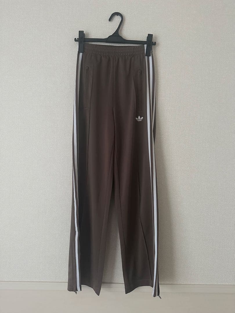 【adidas Originals】トラックパンツ