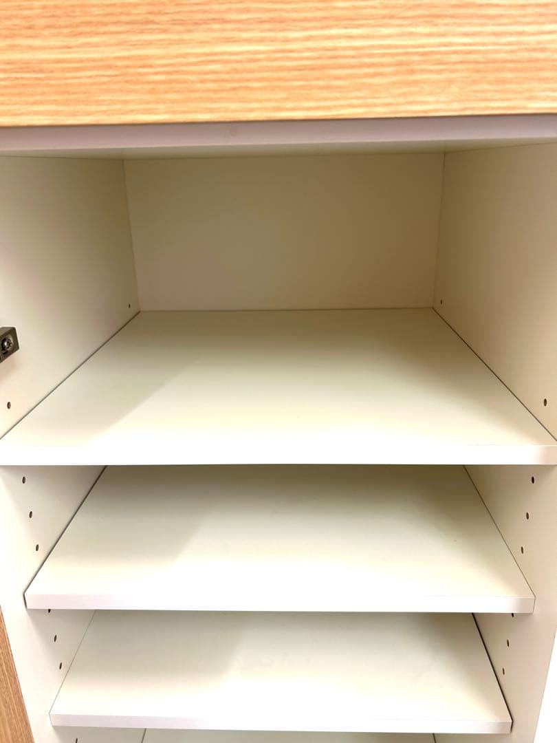 レンジボード コンセント付き モダンキッチン収納キャビネット ガラス扉付き 美品