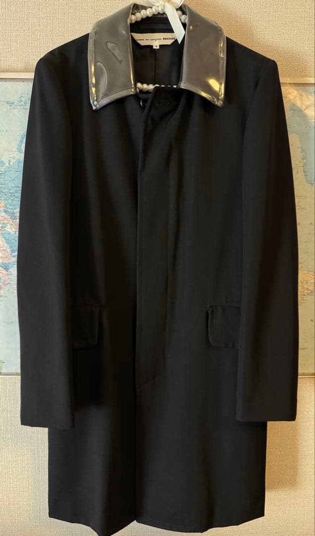 コムデギャルソンノワールビニール襟コート