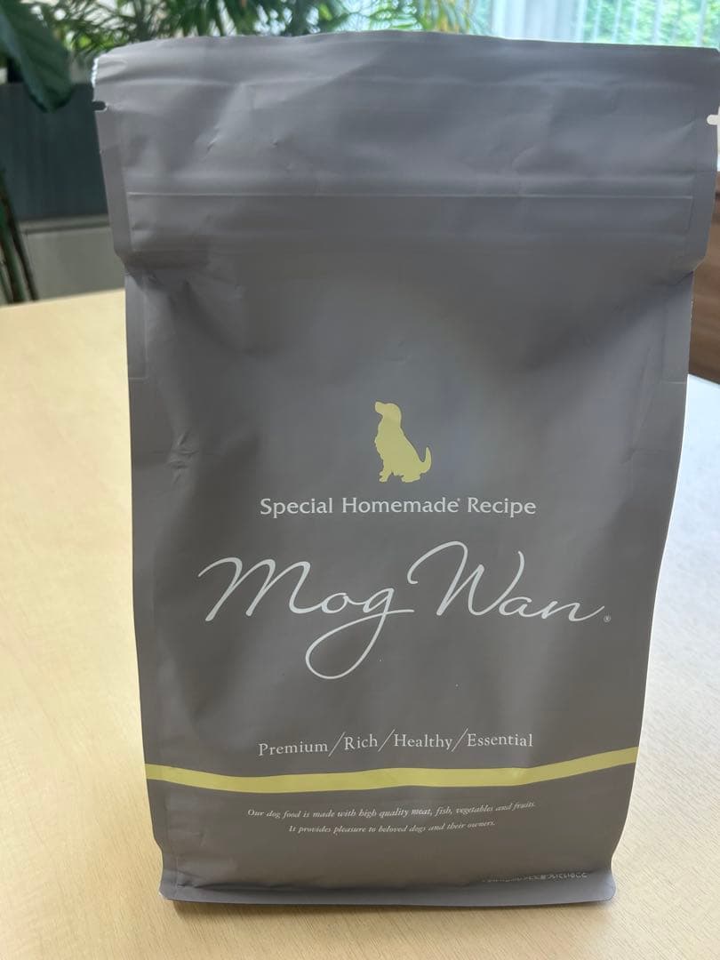 かがく⭐︎2袋　ドライドッグフード　モグワン　1.8キロ　賞味期限26.8月