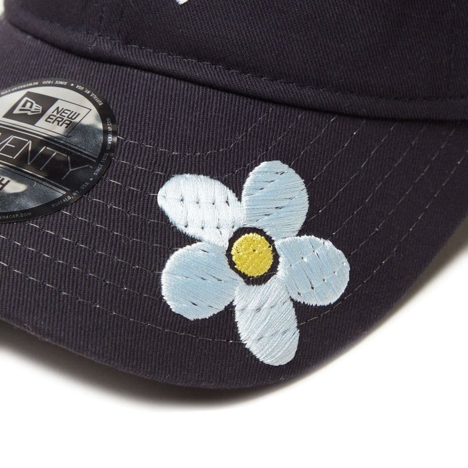 MLB Flower Embroidery ニューヨーク・ヤンキース ネイビー