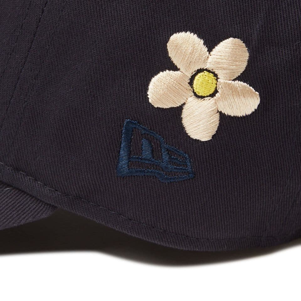MLB Flower Embroidery ニューヨーク・ヤンキース ネイビー