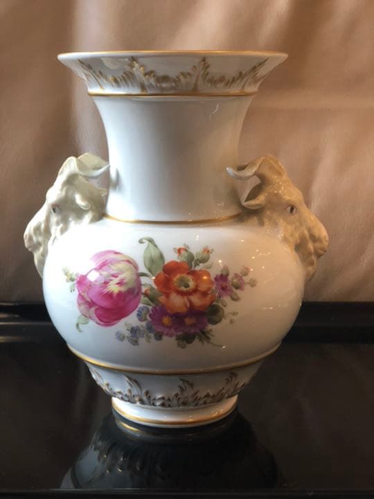 KPMベルリン　山羊花瓶　アンティーク b