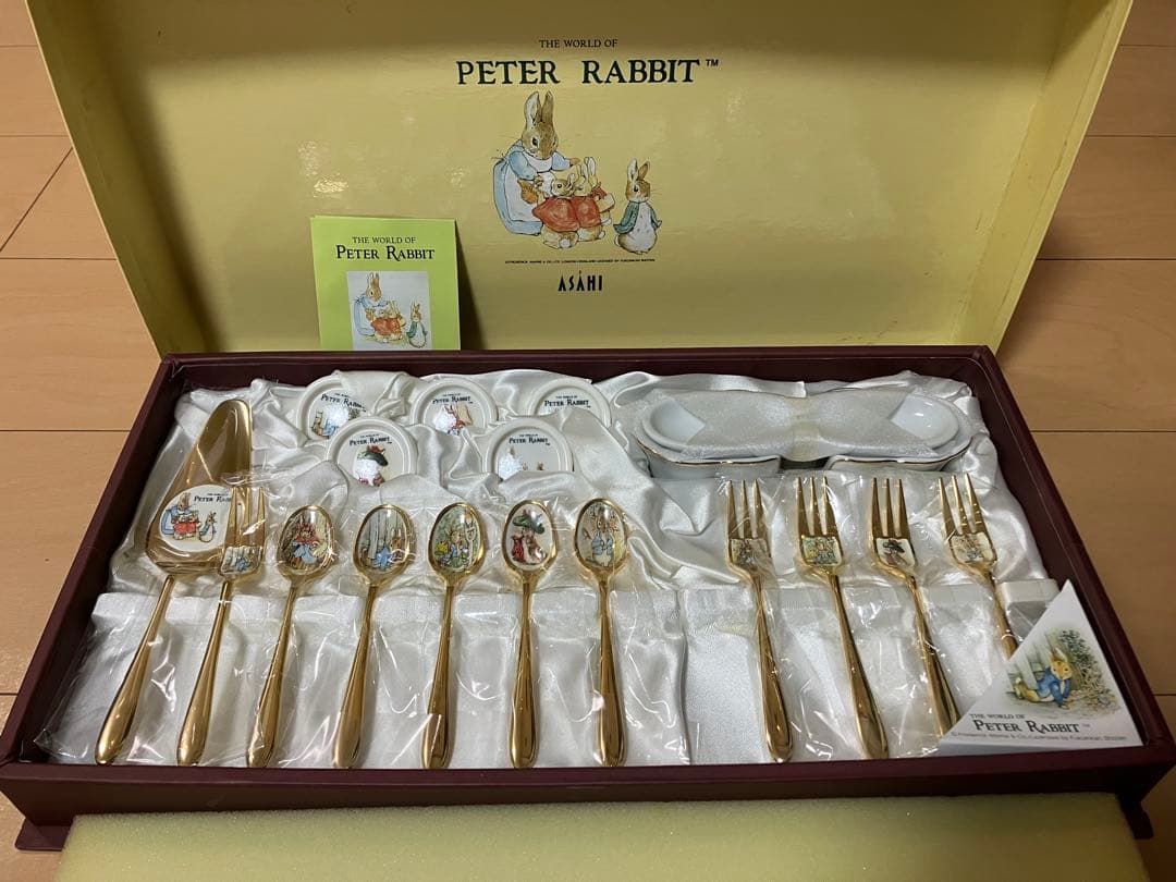 【新品未使用】ピーターラビット カトラリーセット