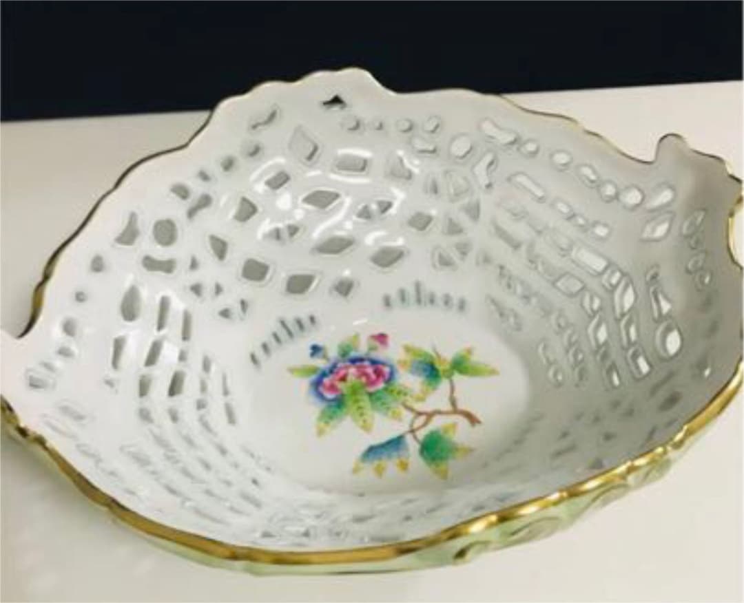 ヘレンド      ヴィクトリアブーケ　透かし