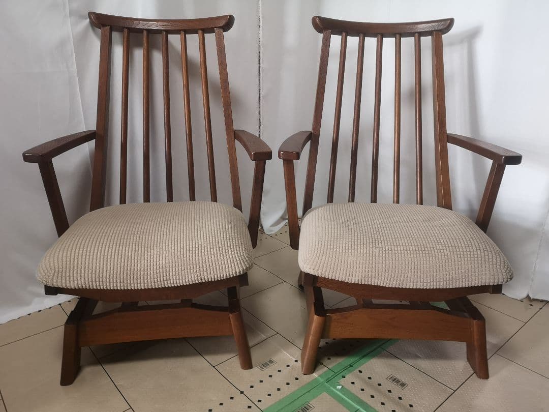 【美品 オーク無垢材 飛騨高山 飛騨清見工房 回転式アームチェア 2脚セット】