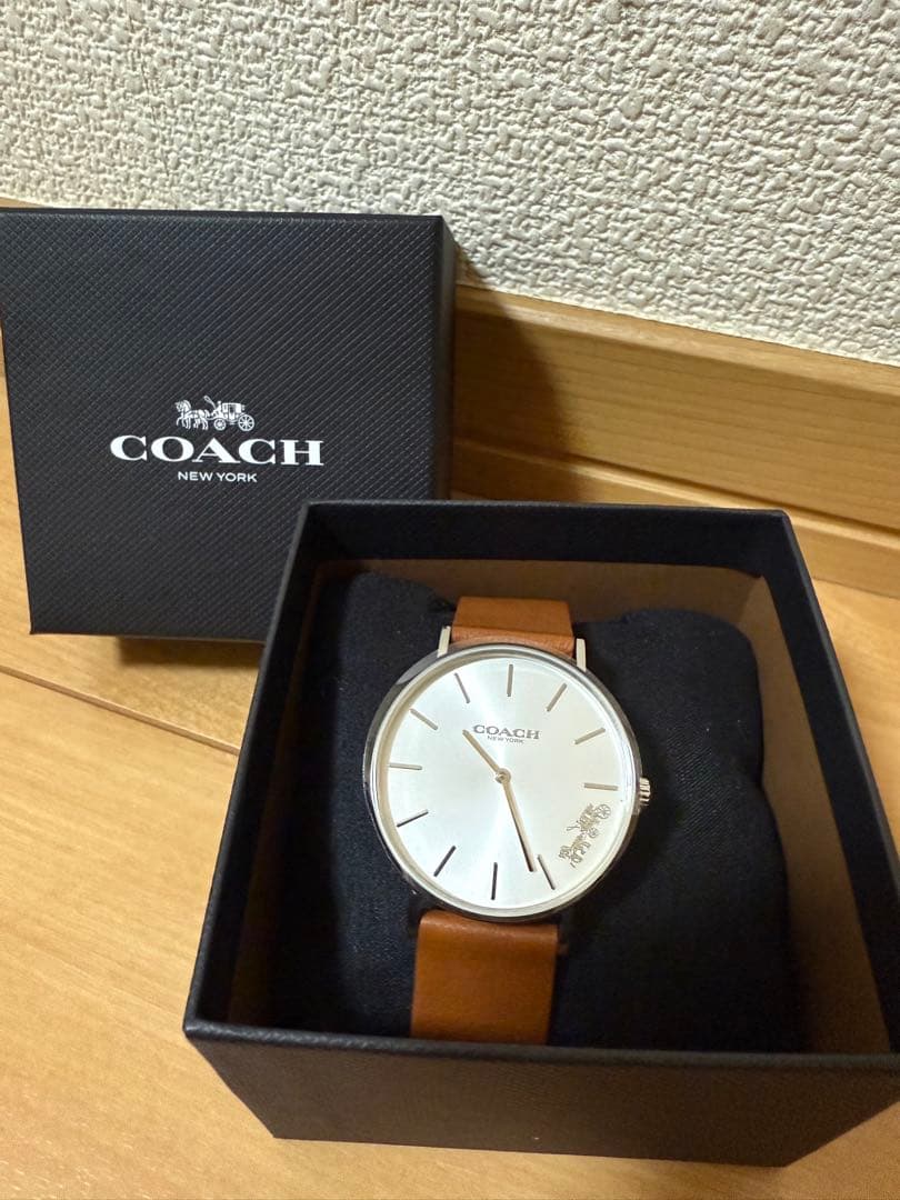 【新品未使用】 COACH 腕時計 箱付き
