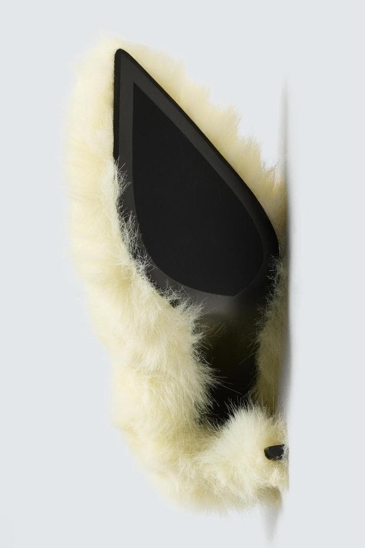 ZARA HARRY LAMBERT フェイクファーシューズ DISNEY 白色