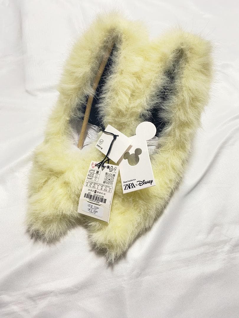 ZARA HARRY LAMBERT フェイクファーシューズ DISNEY 白色