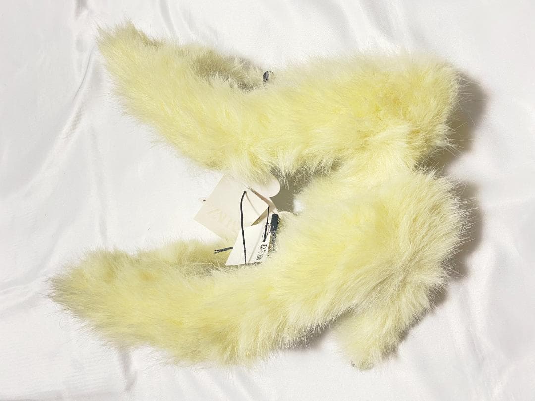 ZARA HARRY LAMBERT フェイクファーシューズ DISNEY 白色