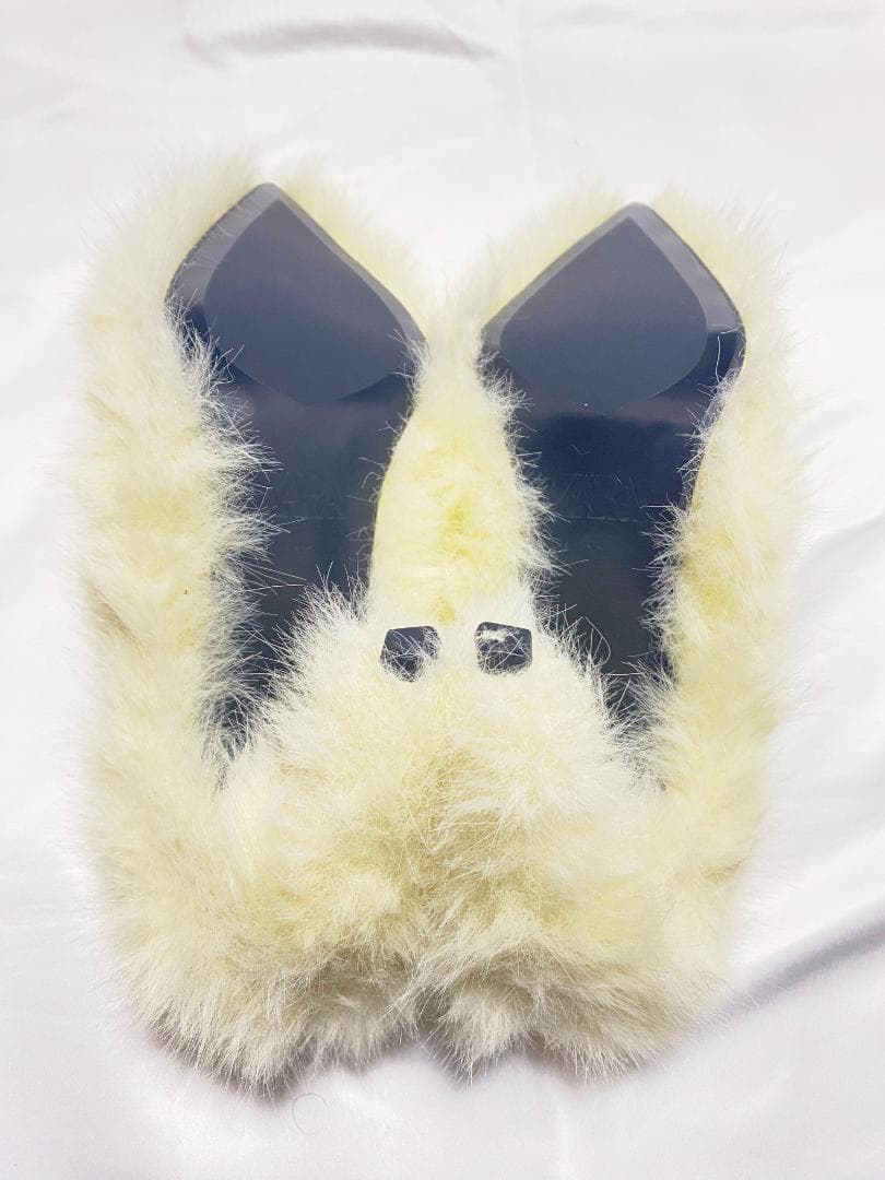 ZARA HARRY LAMBERT フェイクファーシューズ DISNEY 白色