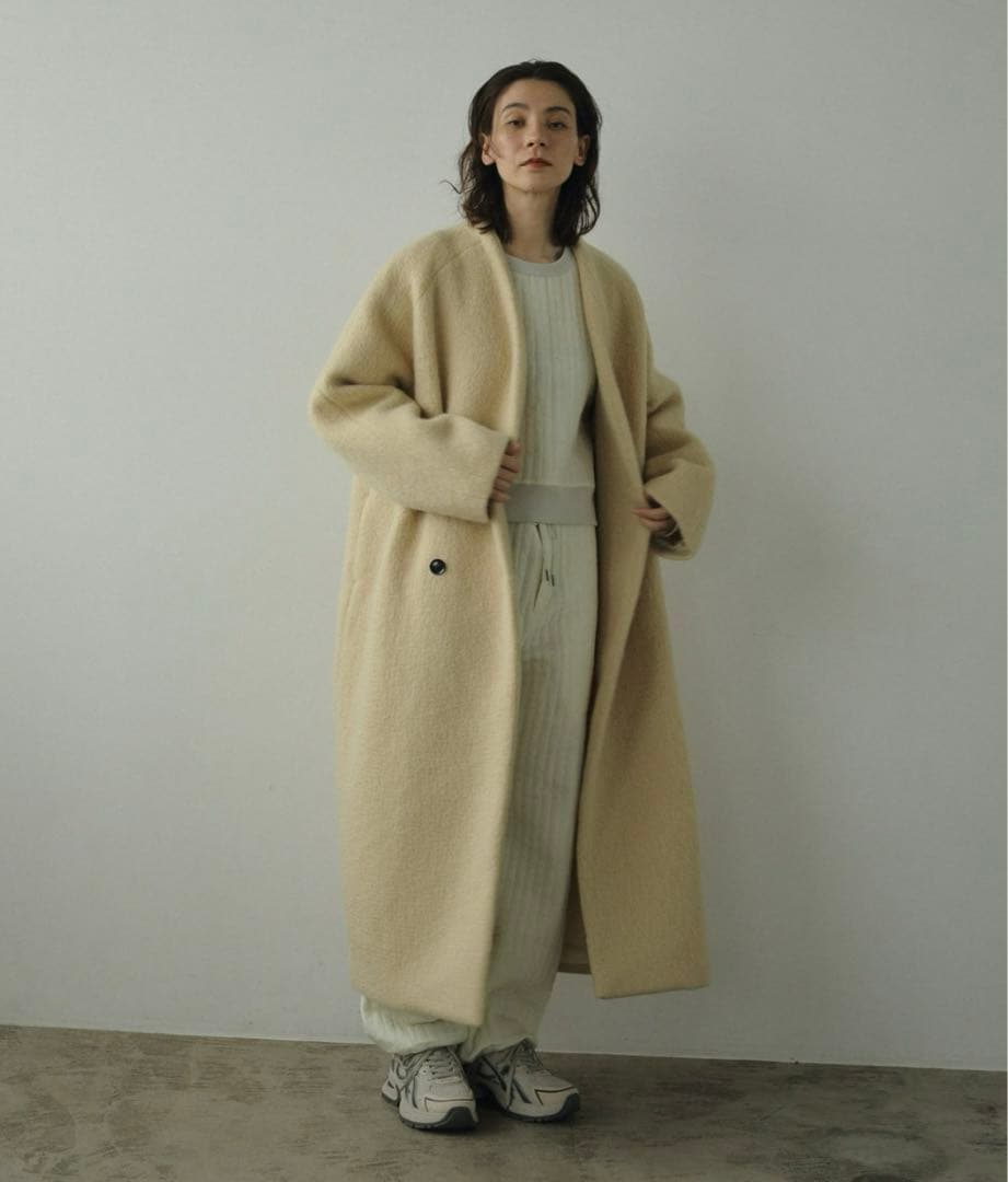 ジャケット・アウター Collarless Shaggy Coat