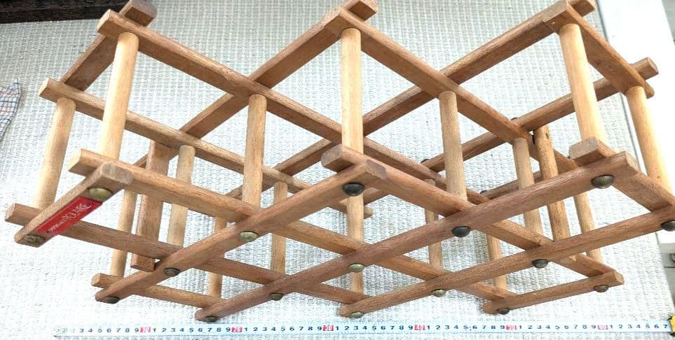 木製格子ラック 伸ばした時約60cm　ワインケース　瓶ケース