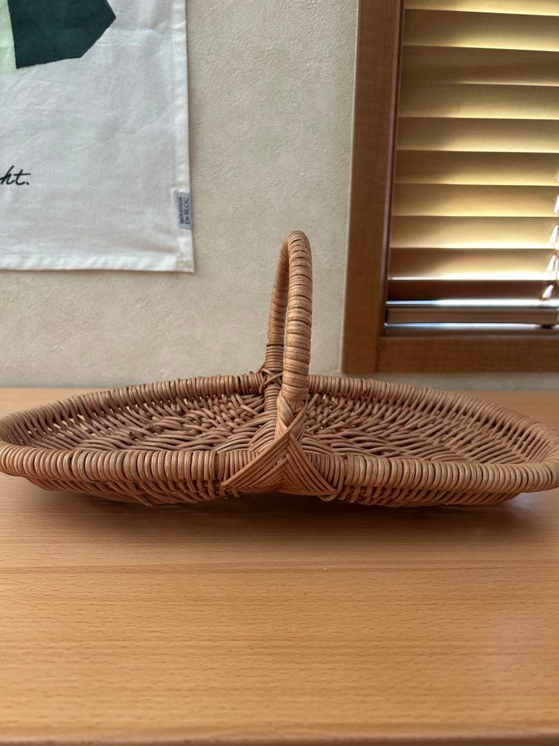 ラトビア　バスケット　かご 　持ち手付き　ゴッドアイ